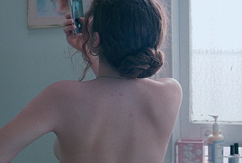 Rachel Sennott topless