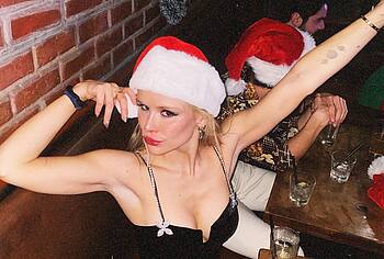 Erin Moriarty nipslip