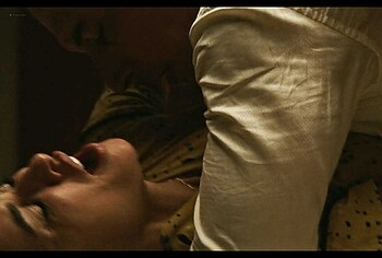 Penelope Cruz sex scene