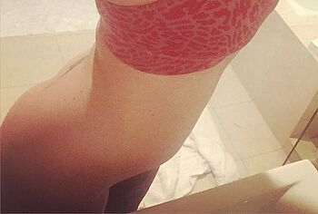 Amy Schumer nude photo