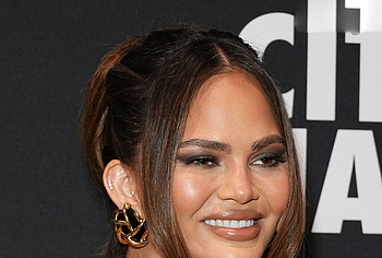 Chrissy Teigen nipples