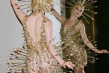 Anya Taylor-Joy bare butt