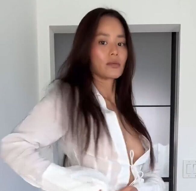 Jamie Chung nude