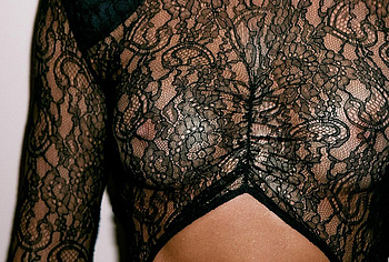 Khloe Kardashian nude nips