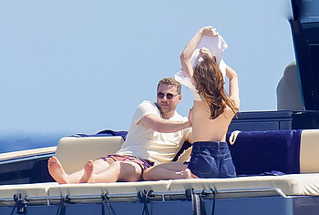 Phoebe Dynevor uncensored