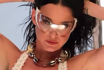 Katy Perry see throu