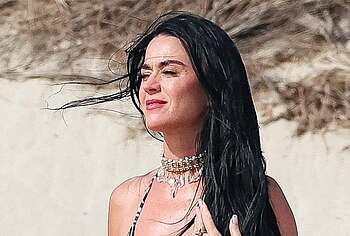 Katy Perry exposed
