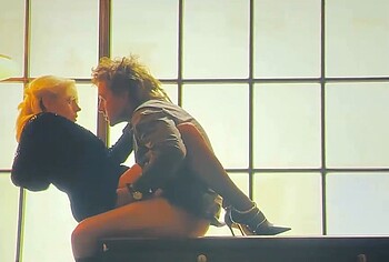 Aubrey Plaza nude sex