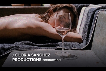 Dakota Johnson naked