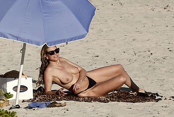 Heidi Klum bare tits