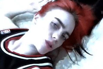 Billie Eilish nipslip