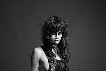 Kaia Gerber boobs