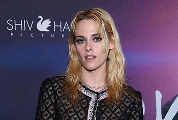 Kristen Stewart nipples