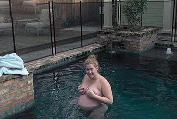 Amy Schumer exposed