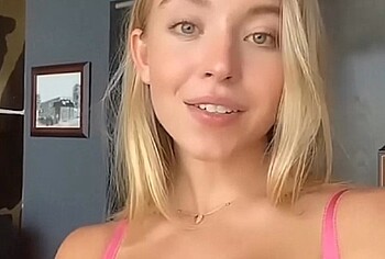 Sydney Sweeney sexy