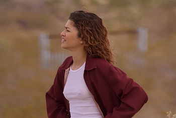 Zendaya nude tits