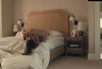 Amanda Peet nude sex