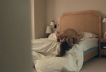 Amanda Peet sex scene