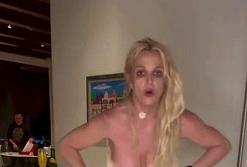 Britney Spears tits nude