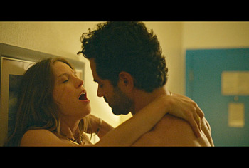 Melissa Benoist porn