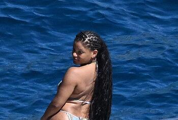 Halle Bailey pussy nude