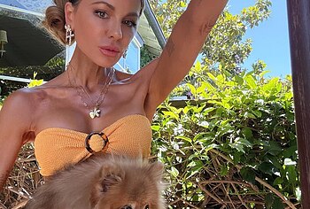 Kate Beckinsale bikini