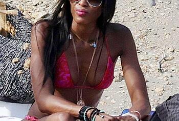 Naomi Campbell bikini