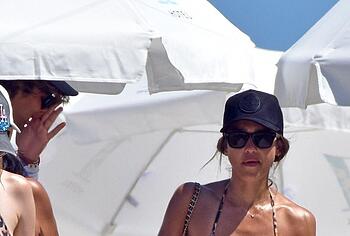 Jessica Alba paparazzi