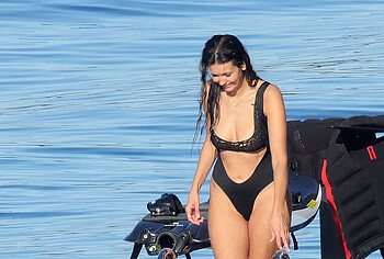 Nina Dobrev erotic