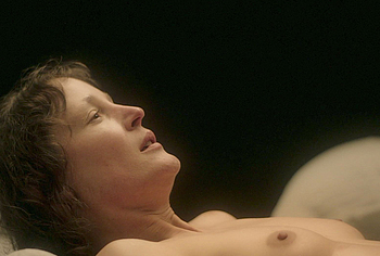 Vicky Krieps naked in Went Up the Hill