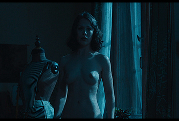 Paula Beer Nude in Never Look Away
