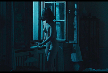 Paula Beer Nude in Never Look Away