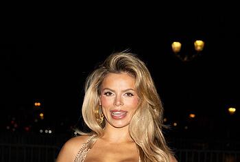 Brooks Nader nude on public