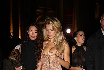 Brooks Nader nude on public