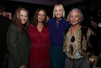 Leslie Bibb nude photos