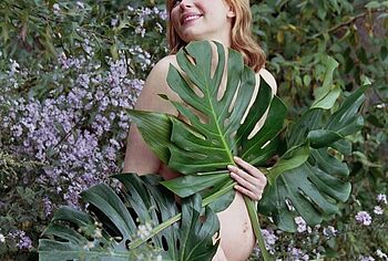 Haley Bennett nipslip