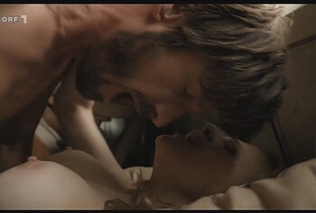 Lili Epply nude in Mein Fleisch und Blut