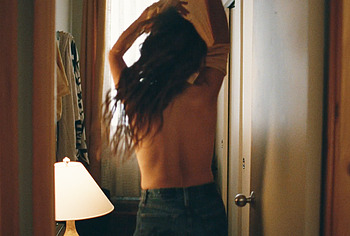 Adria Arjona topless in Splitsville