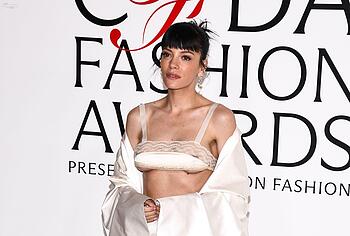 Lily Allen nipslip moments