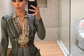 Kim Kardashian nude pics