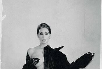 Kim Kardashian nude pics
