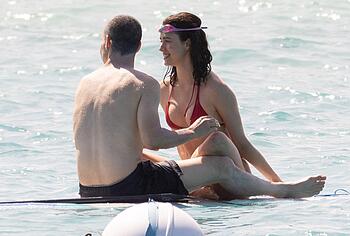 Margaret Qualley bikini pics