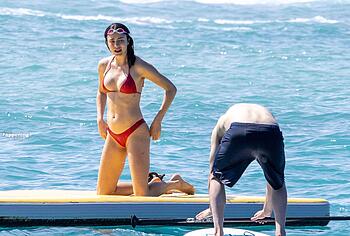 Margaret Qualley bikini pics