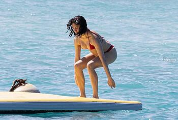 Margaret Qualley bikini pics