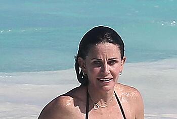Courteney Cox bikini pics