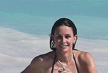 Courteney Cox nudes