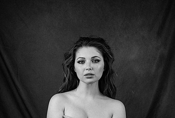 Samantha Hanratty nude photos