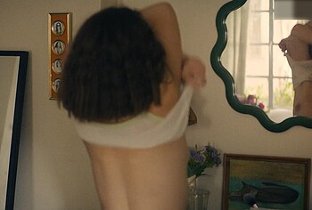 Rachel Sennott nude in I Love LA