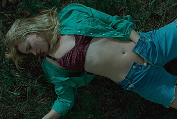 Jennifer Lawrence fingering pussy