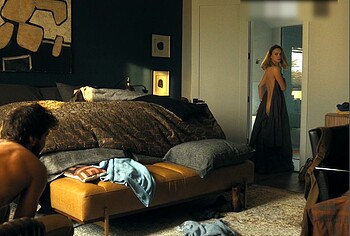 Kayla Wallace nude in Landman